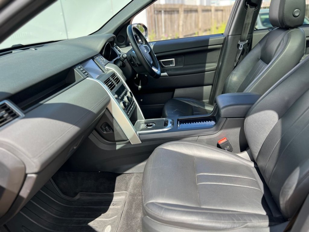 Used Land Rover Discovery Sport 2018 for sale - 77539329: Photo 25