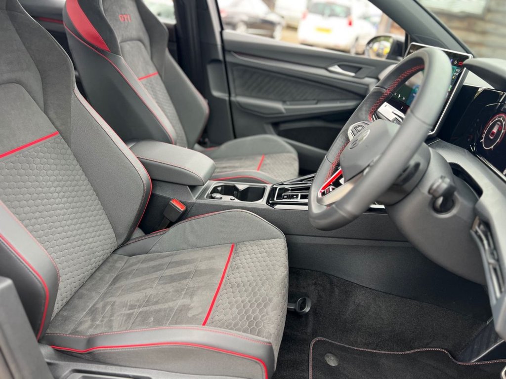 Used Volkswagen Golf 2025 for sale - 77539319: Photo 18