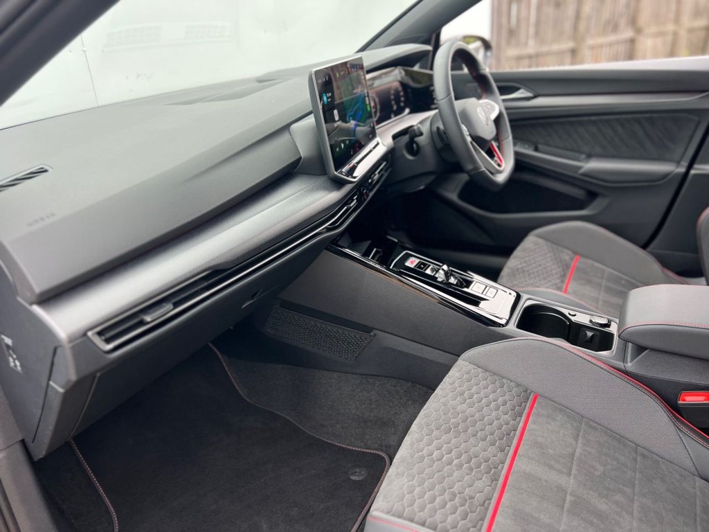 Used Volkswagen Golf 2025 for sale - 77539319: Photo 21