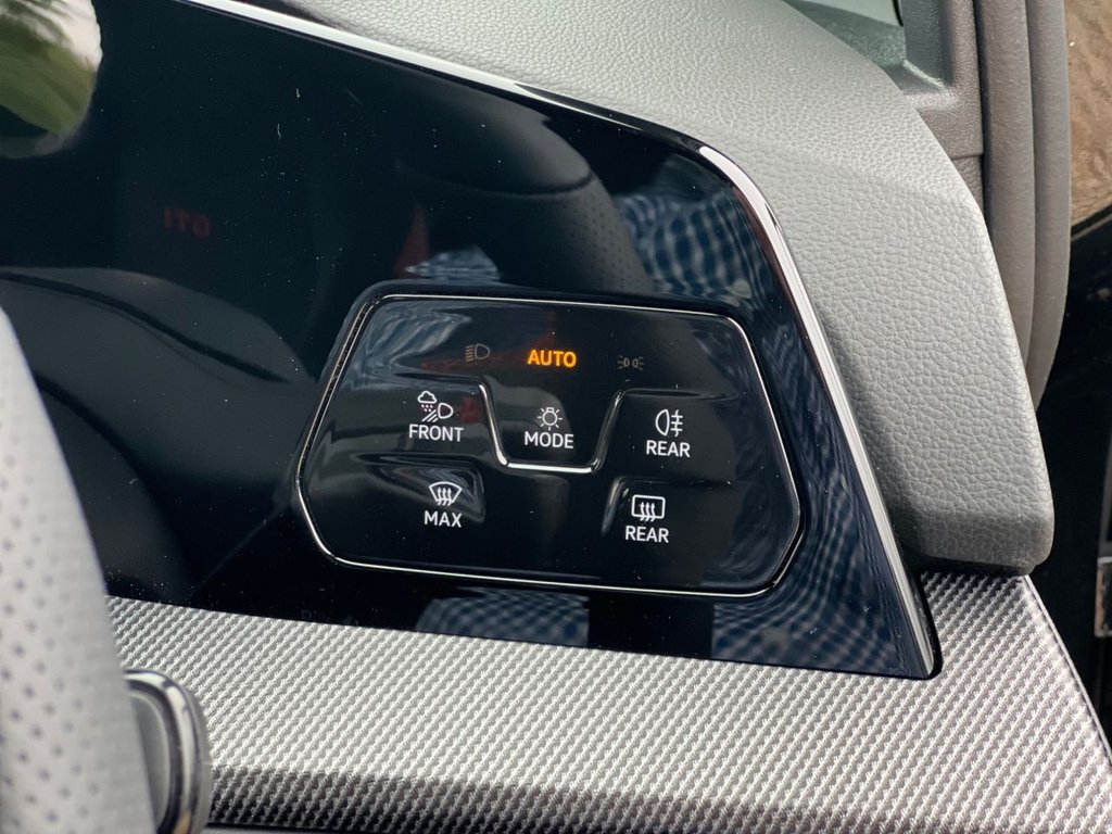 Used Volkswagen Golf 2025 for sale - 77539319: Photo 44