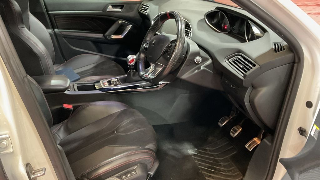 Used Peugeot 308 2017 for sale - 77703859: Photo 7