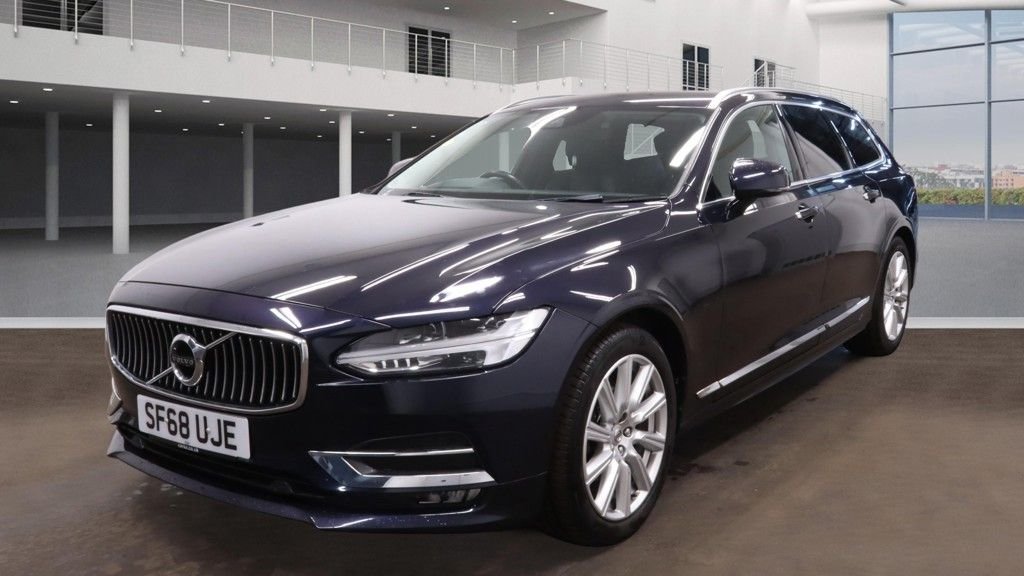 Used Volvo V90 2018 for sale - 78069152: Photo 2