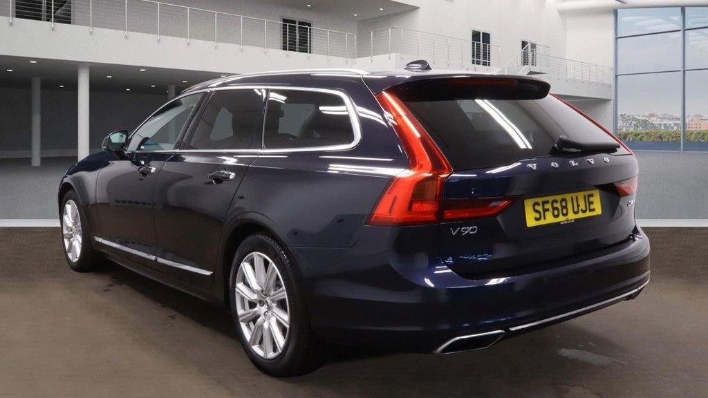 Used Volvo V90 2018 for sale - 78069152: Photo 4