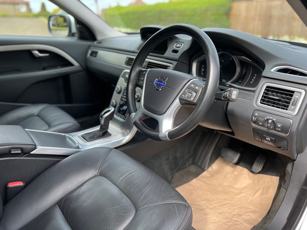 Used Volvo XC70 2013 for sale - 77539302: Photo 12