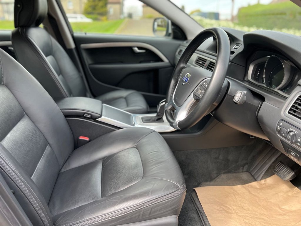 Used Volvo XC70 2013 for sale - 77539302: Photo 16