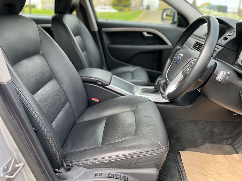 Used Volvo XC70 2013 for sale - 77539302: Photo 19