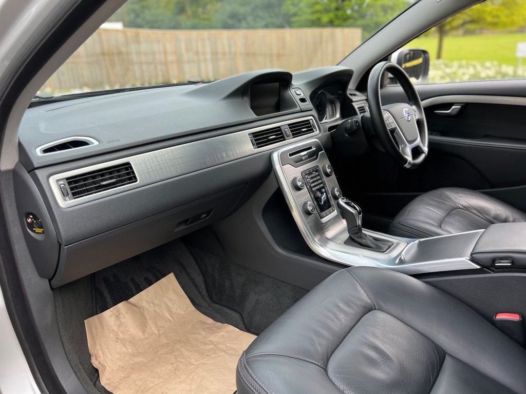 Used Volvo XC70 2013 for sale - 77539302: Photo 22