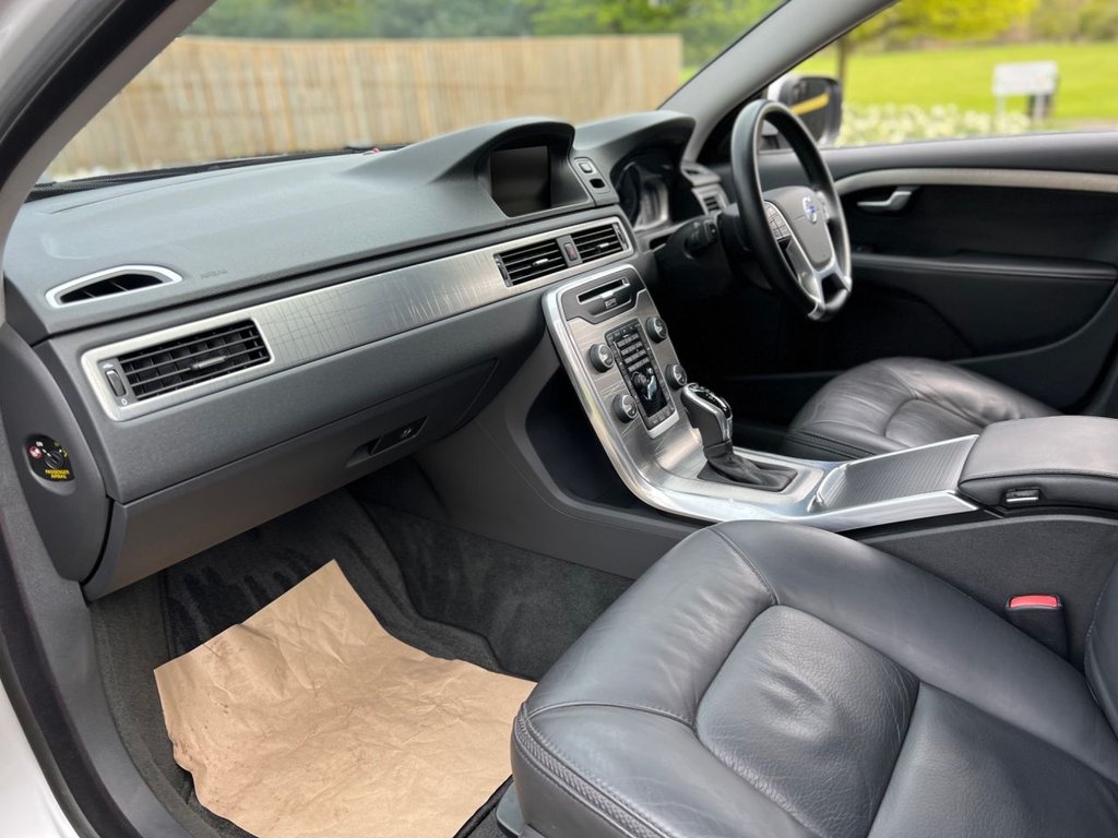 Used Volvo XC70 2013 for sale - 77539302: Photo 24