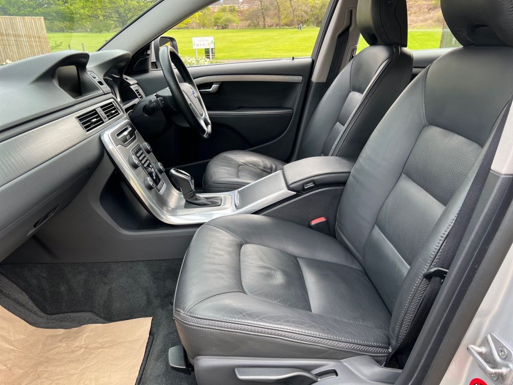 Used Volvo XC70 2013 for sale - 77539302: Photo 26