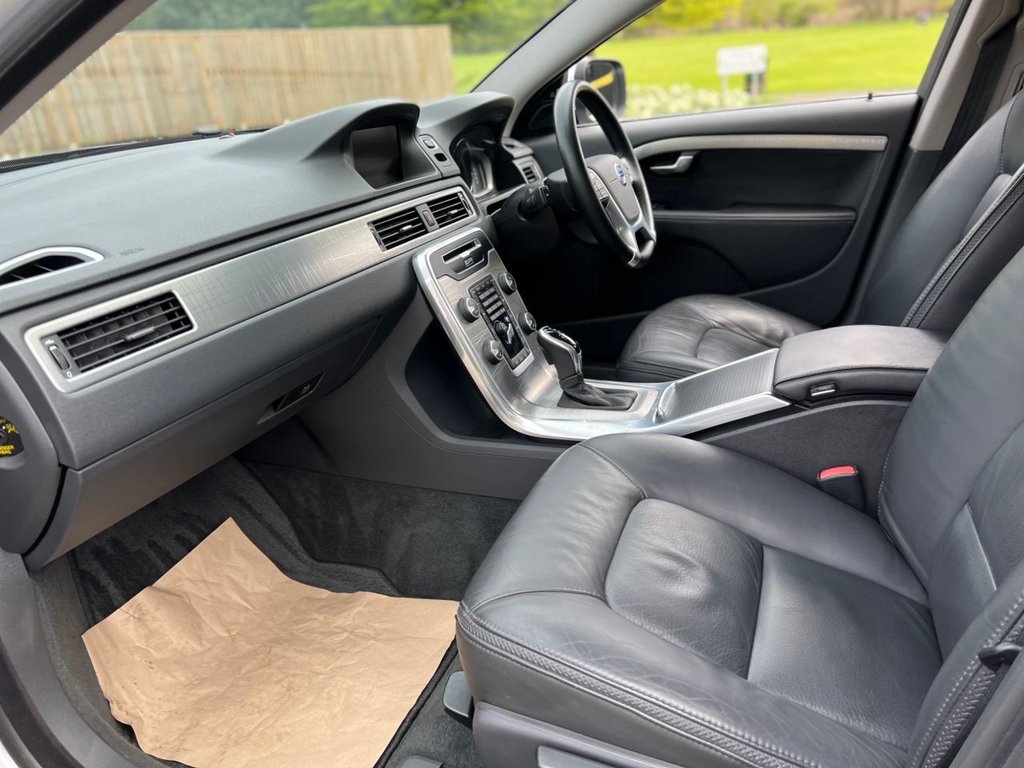 Used Volvo XC70 2013 for sale - 77539302: Photo 27