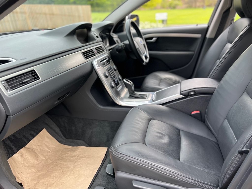 Used Volvo XC70 2013 for sale - 77539302: Photo 28