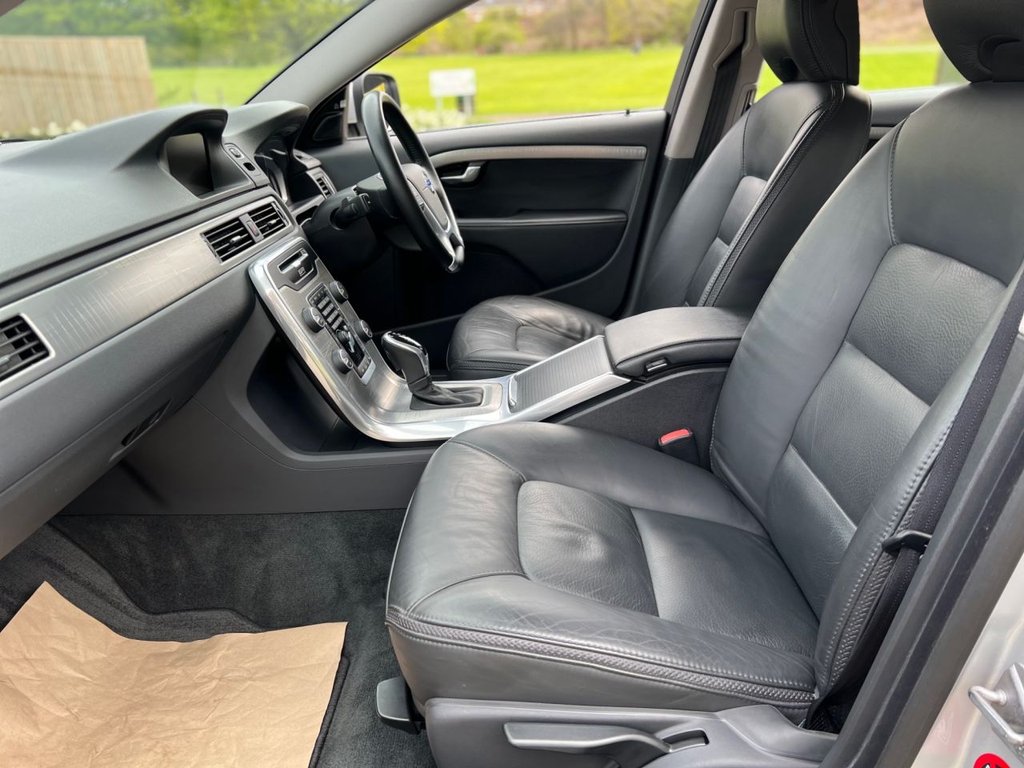 Used Volvo XC70 2013 for sale - 77539302: Photo 29