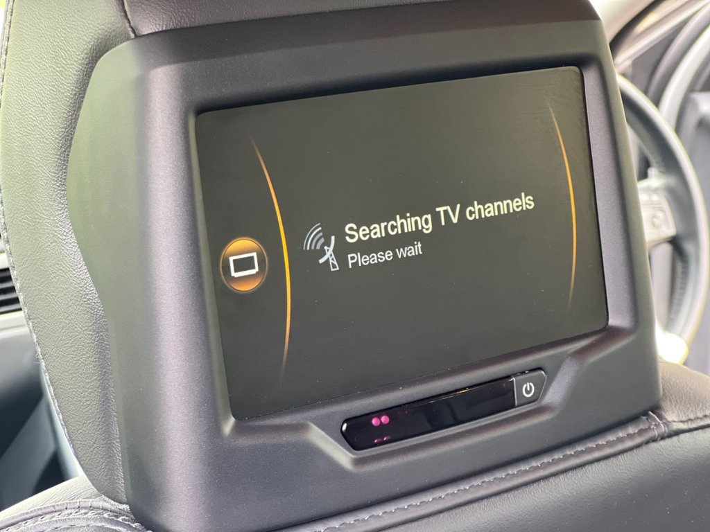 Used Volvo XC70 2013 for sale - 77539302: Photo 39