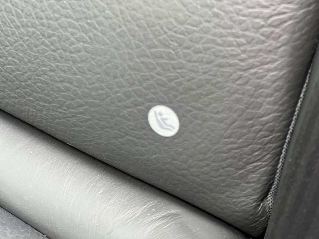 Used Volvo XC70 2013 for sale - 77539302: Photo 41