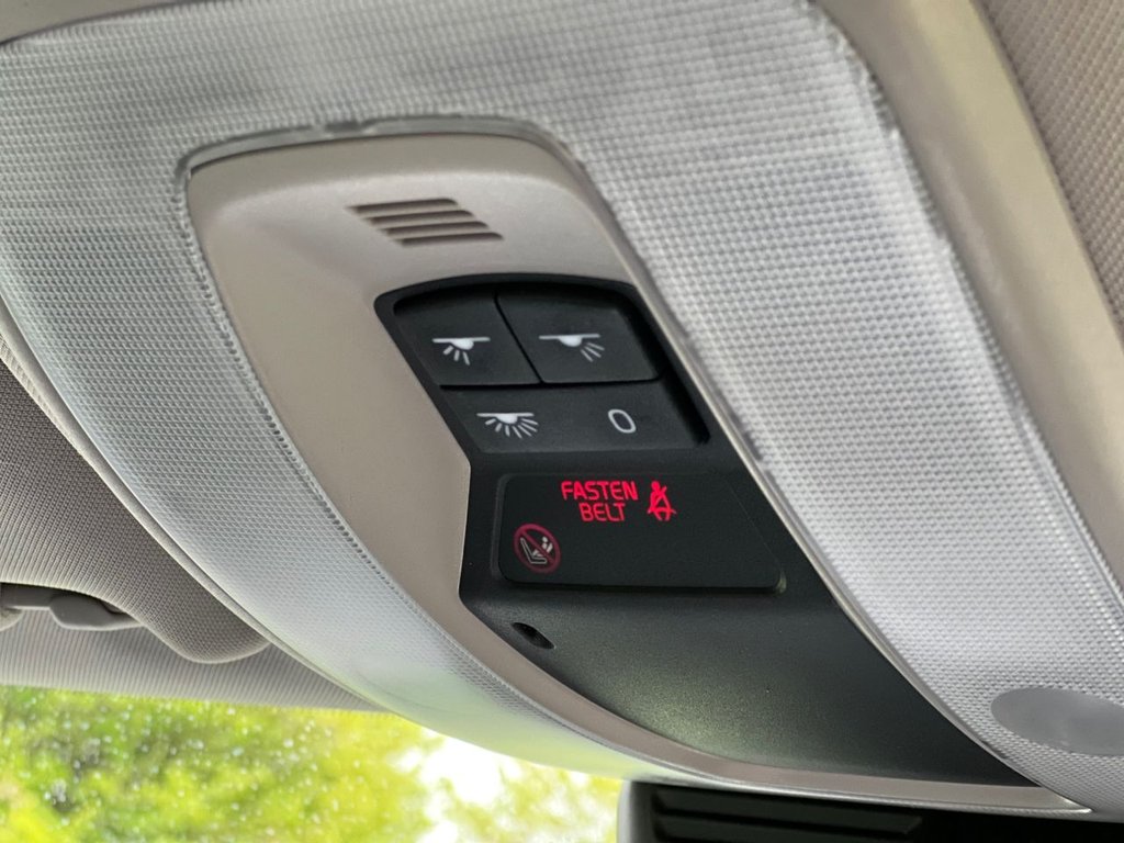 Used Volvo XC70 2013 for sale - 77539302: Photo 43