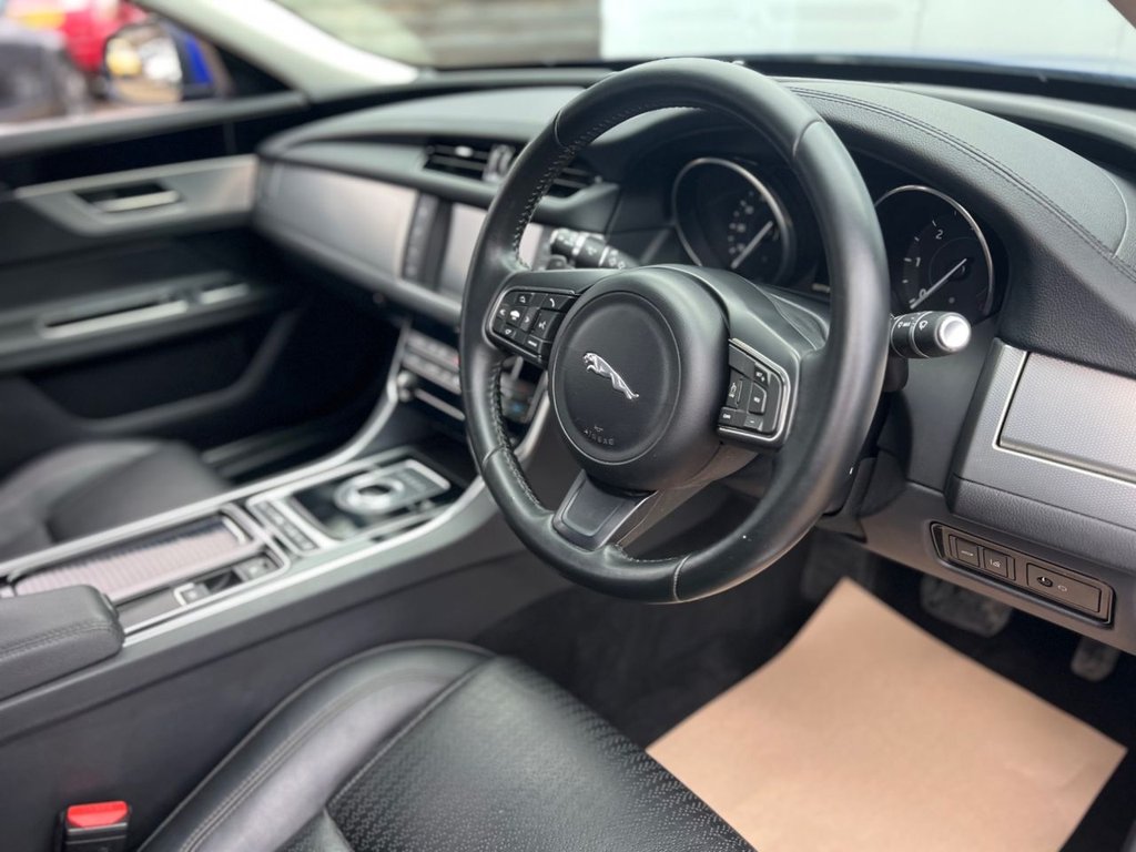 Used Jaguar XF 2017 for sale - 77539338: Photo 13