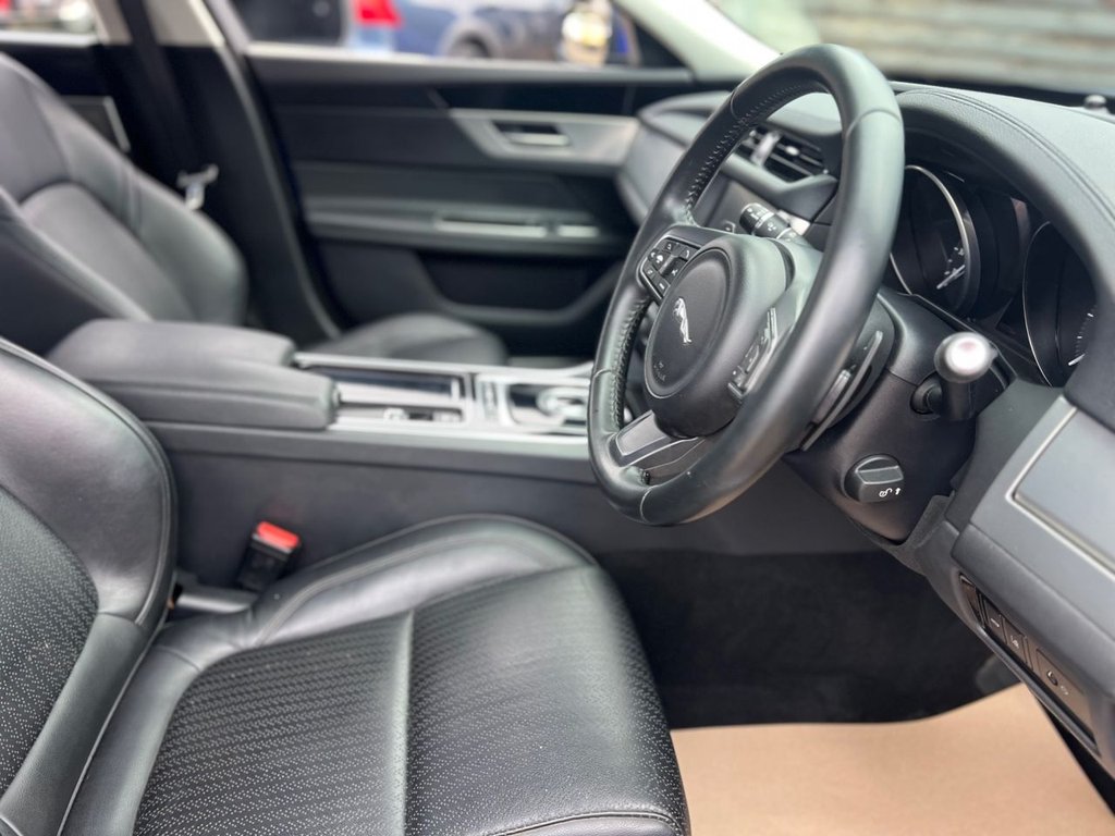 Used Jaguar XF 2017 for sale - 77539338: Photo 17