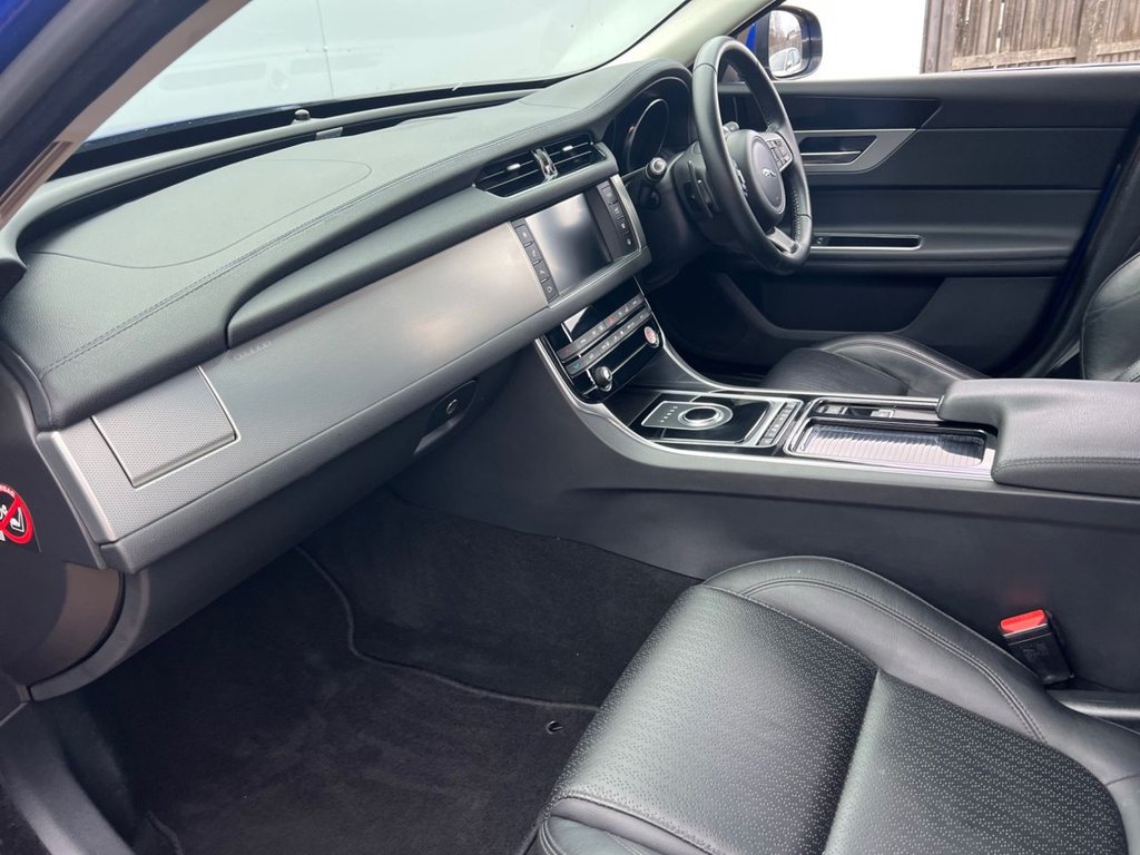 Used Jaguar XF 2017 for sale - 77539338: Photo 23
