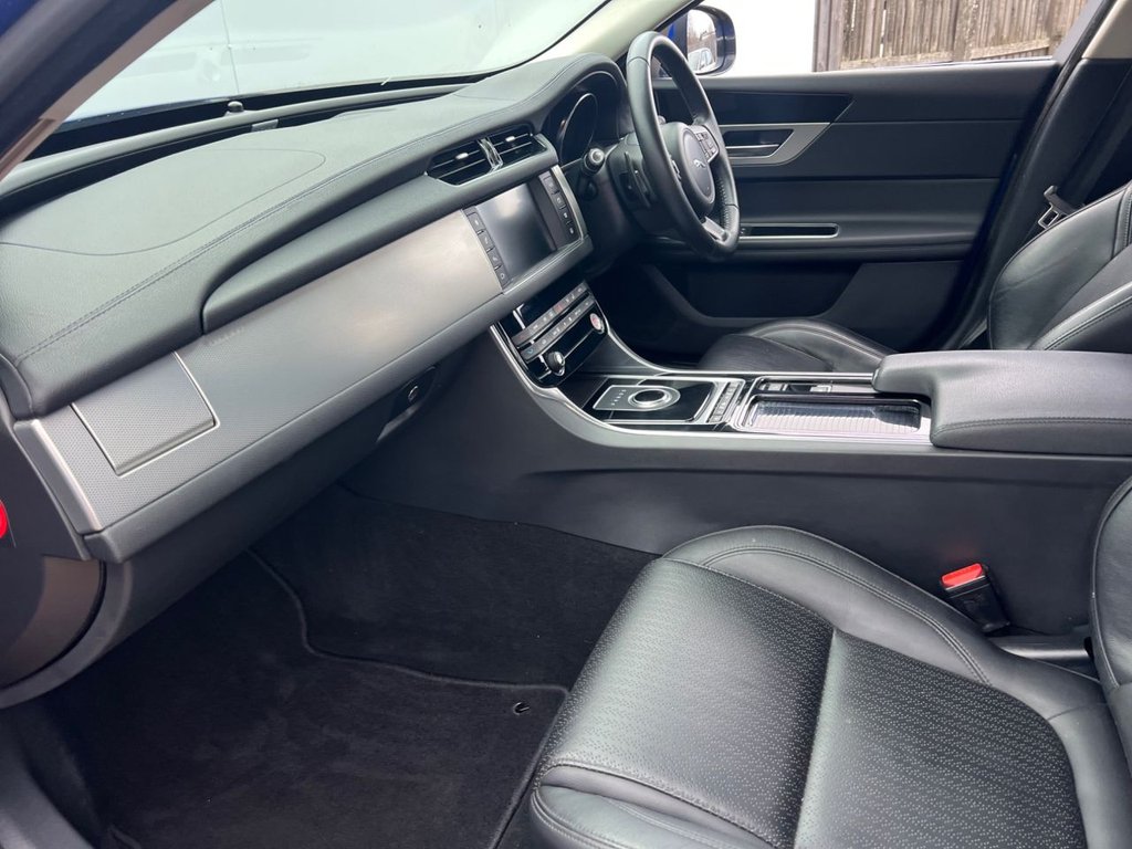 Used Jaguar XF 2017 for sale - 77539338: Photo 24