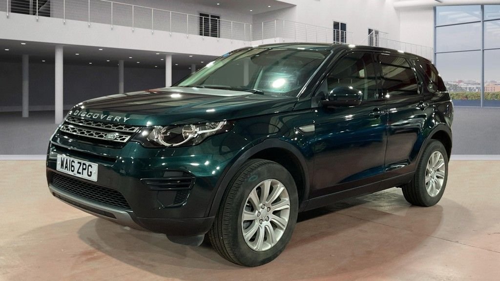 Used Land Rover Discovery Sport 2016 for sale - 77667245: Photo 2