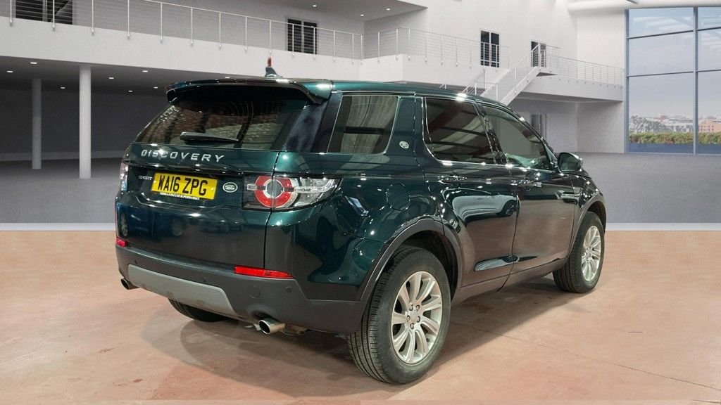 Used Land Rover Discovery Sport 2016 for sale - 77667245: Photo 5
