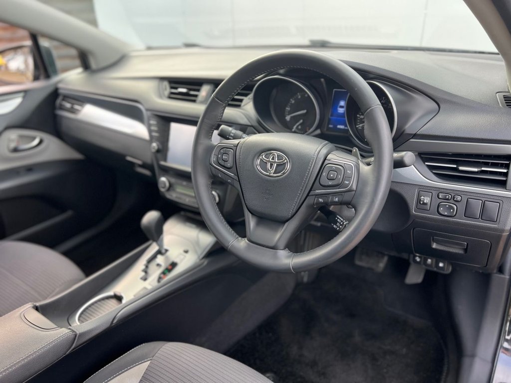 Used Toyota Avensis 2017 for sale - 77539322: Photo 10