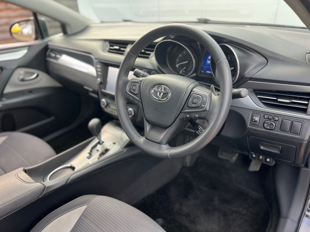 Used Toyota Avensis 2017 for sale - 77539322: Photo 11