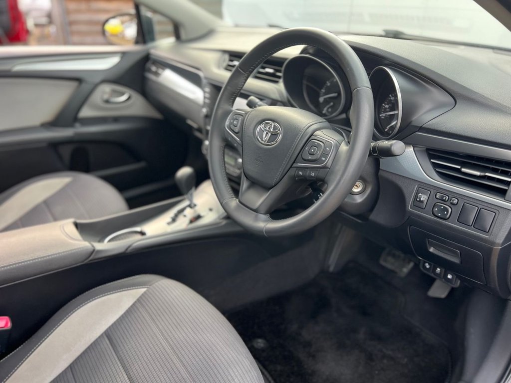Used Toyota Avensis 2017 for sale - 77539322: Photo 13