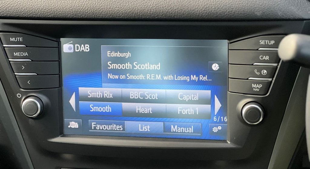 Used Toyota Avensis 2017 for sale - 77539322: Photo 38