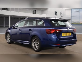 Used Toyota Avensis 2016 for sale - 77539336: Photo