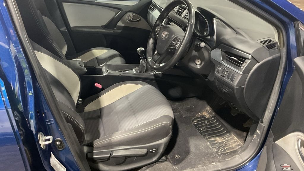 Used Toyota Avensis 2016 for sale - 77539336: Photo 7