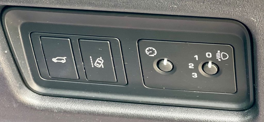 Used Land Rover Discovery Sport 2016 for sale - 77539339: Photo 47