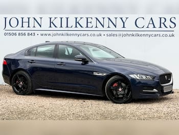 Used Jaguar XE 2017 for sale - 79861139: Photo