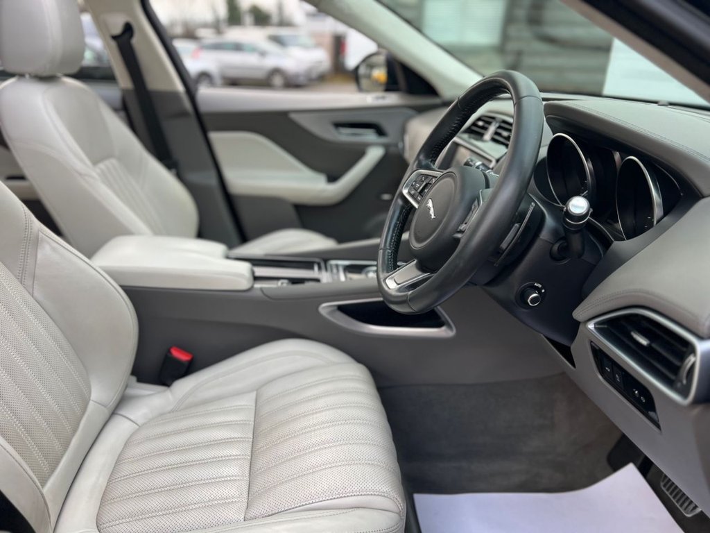 Used Jaguar F-Pace 2018 for sale - 77539333: Photo 18