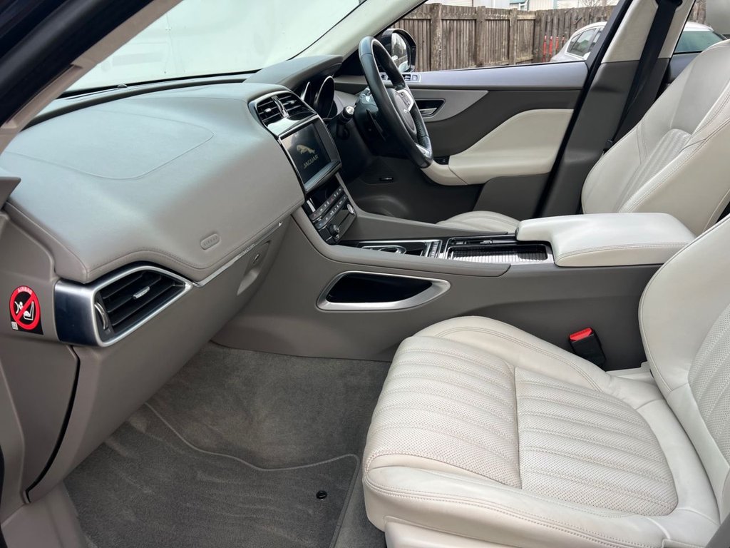 Used Jaguar F-Pace 2018 for sale - 77539333: Photo 28
