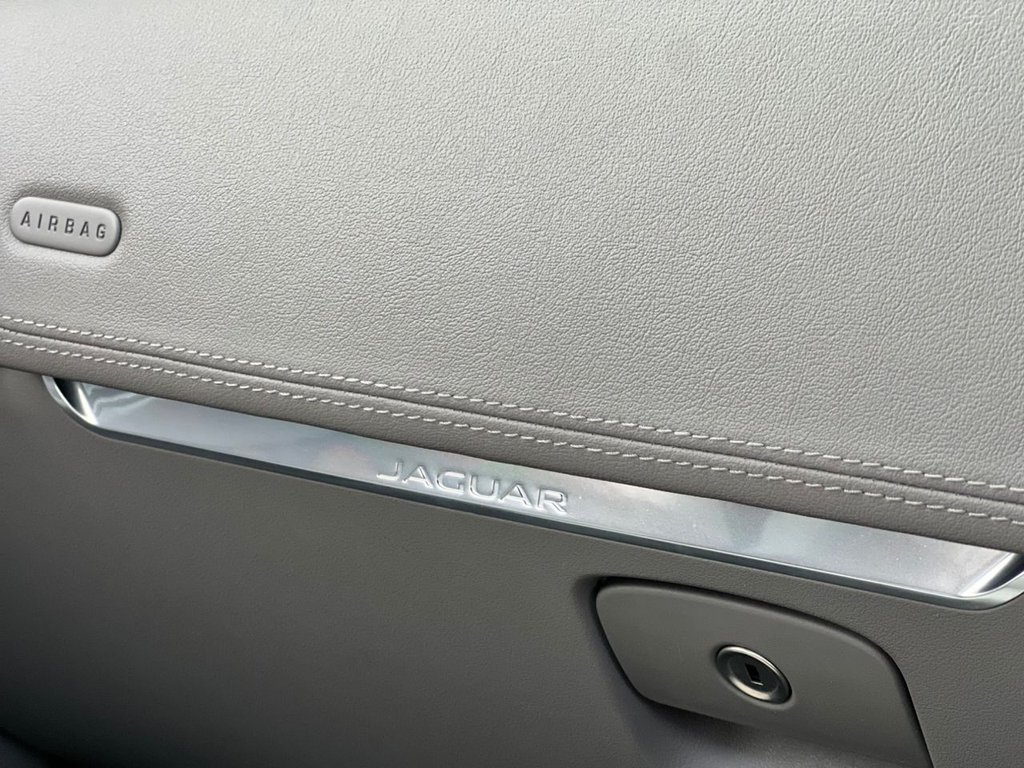 Used Jaguar F-Pace 2018 for sale - 77539333: Photo 48