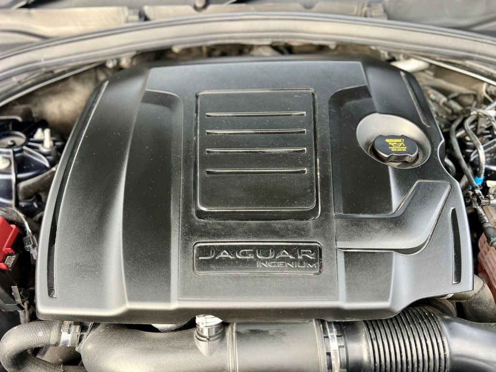 Used Jaguar F-Pace 2018 for sale - 77539333: Photo 7