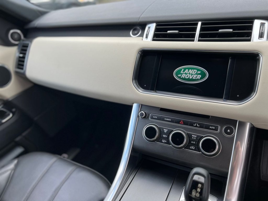 Used Land Rover Range Rover Sport 2015 for sale - 77539314: Photo 34