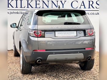 Used Land Rover Discovery Sport 2017 for sale - 79089591: Photo