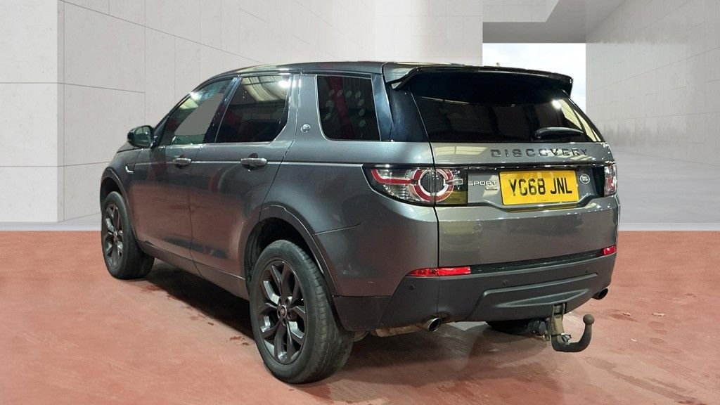 Used Land Rover Discovery Sport 2018 for sale - 78097143: Photo 4