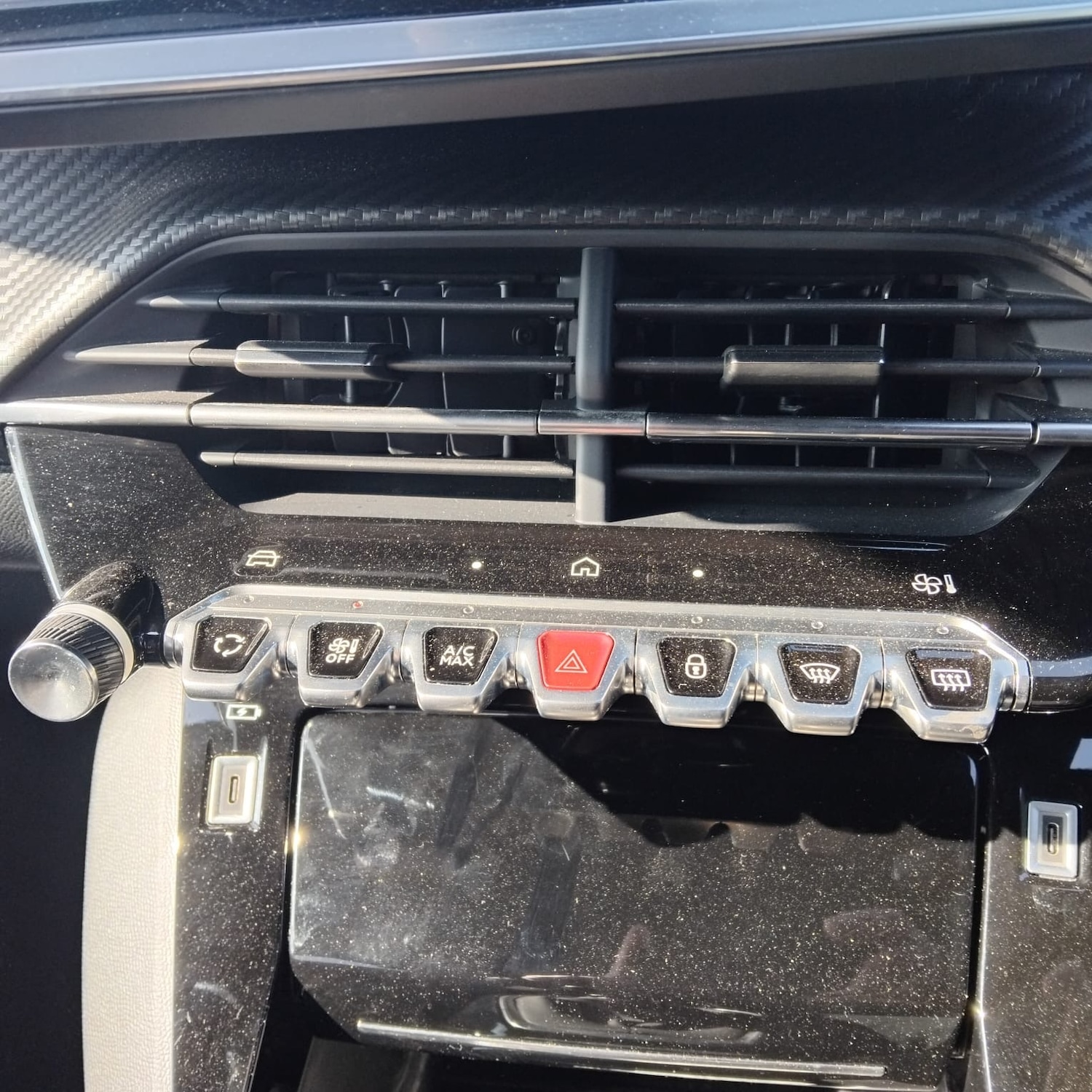 Used Peugeot 2008 2024 for sale - 77791044: Photo 13