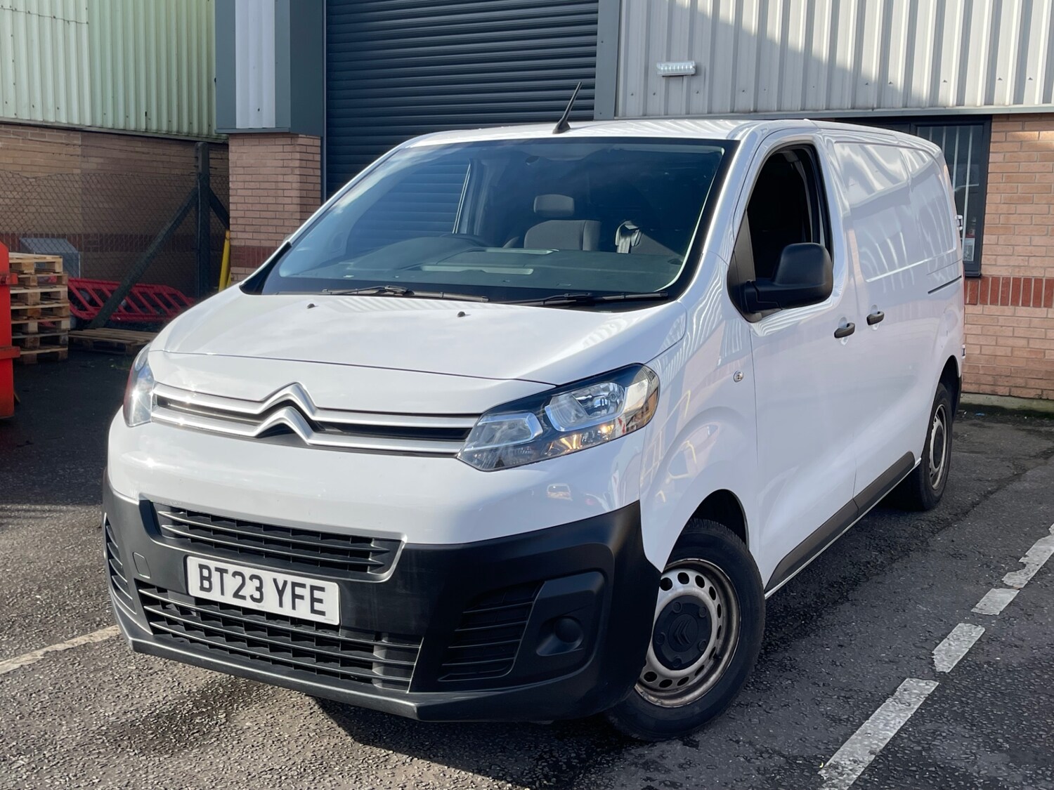 Used Citroen Dispatch 2023 for sale - 77452904: Photo 2