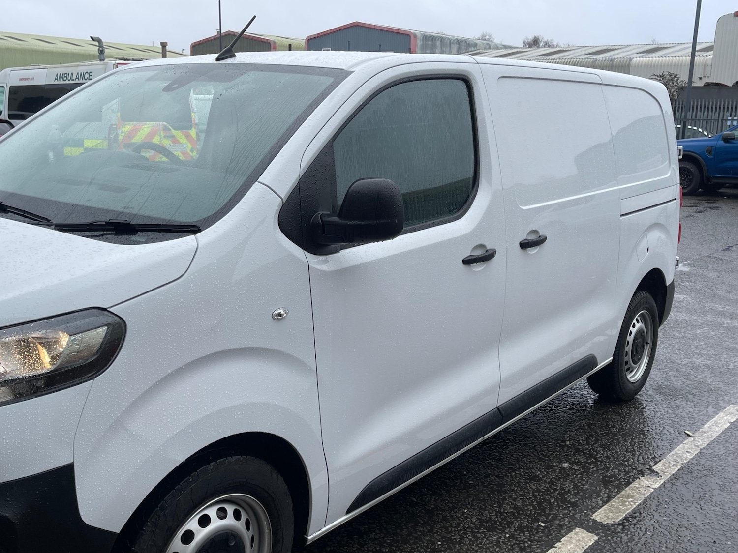 Used Vauxhall Vivaro 2024 for sale - 77453024: Photo 6