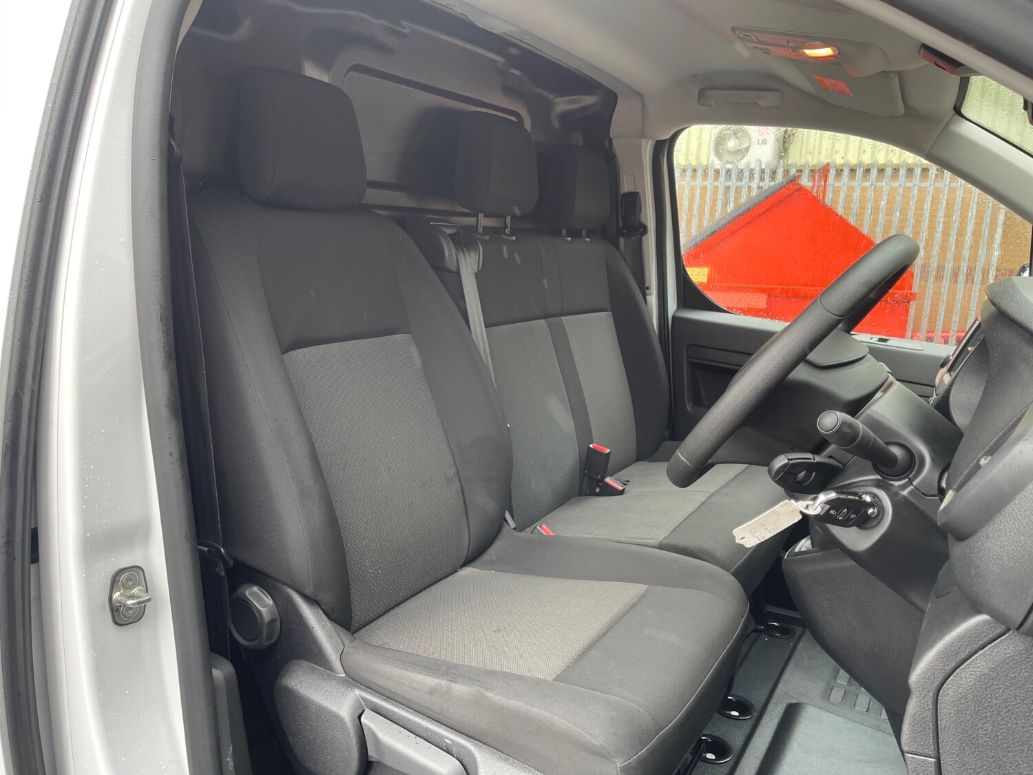 Used Vauxhall Vivaro 2024 for sale - 77453024: Photo 7