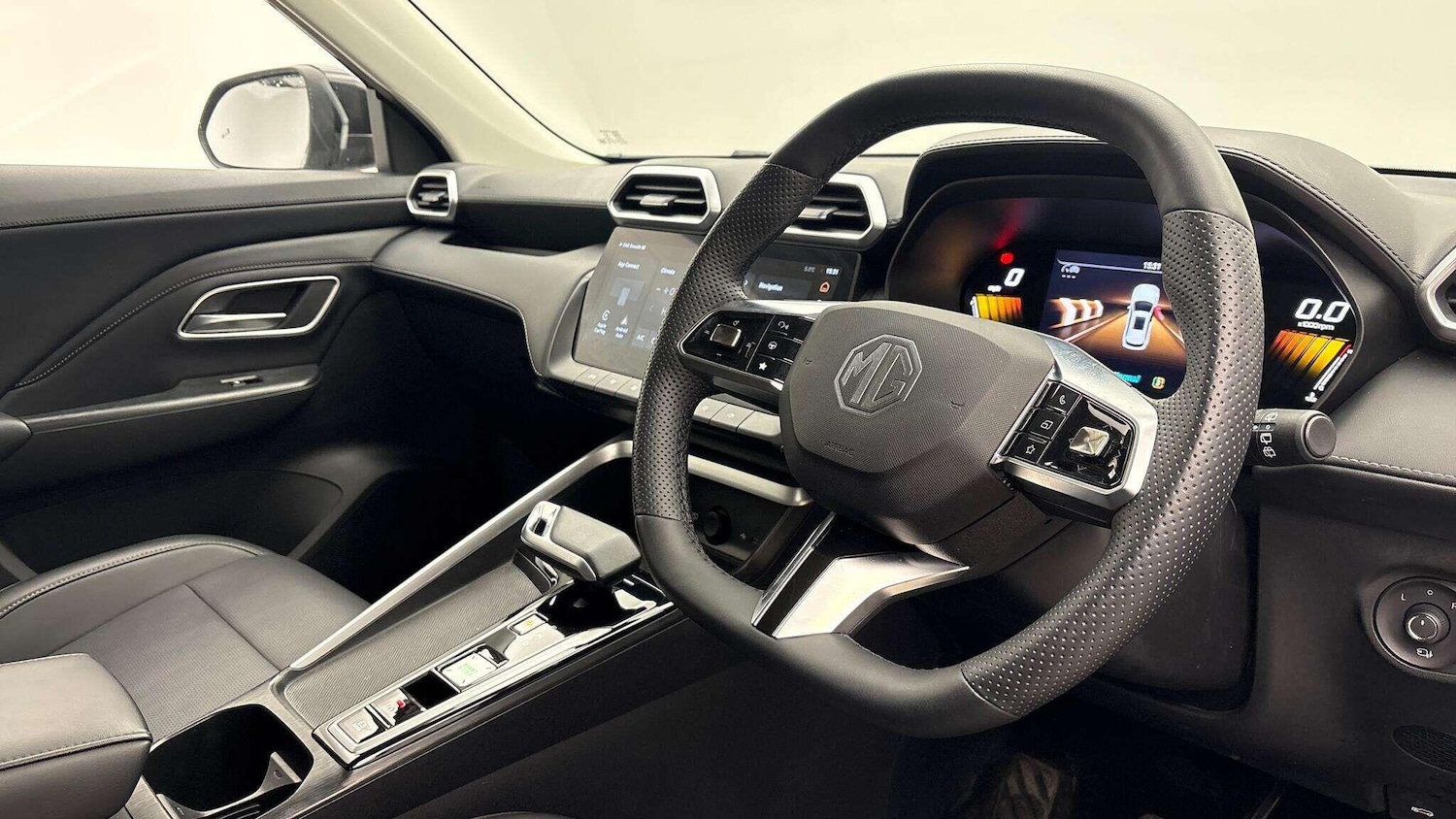 Used MG MG ZS 2024 for sale - 77898404: Photo 2