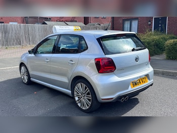 Used Volkswagen Polo 2014 for sale - 79124507: Photo