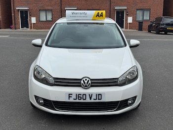 Volkswagen - Golf