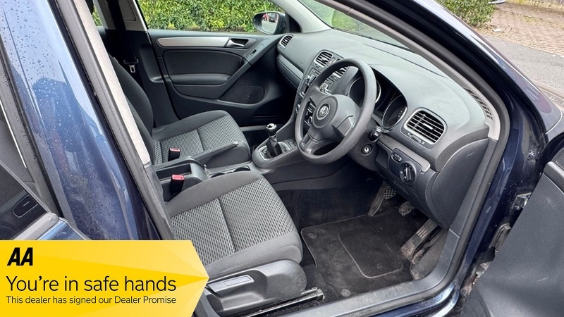 Used Volkswagen Golf 2010 for sale - 77766052: Photo 10