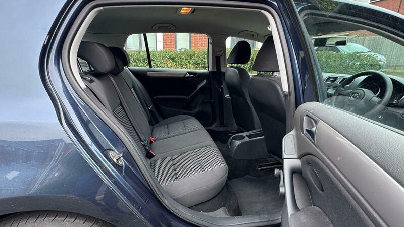 Used Volkswagen Golf 2010 for sale - 77766052: Photo 11