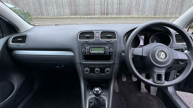 Used Volkswagen Golf 2010 for sale - 77766052: Photo 8